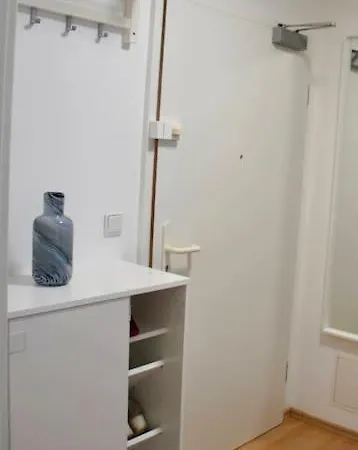 Stillvolle 2-zimmer-wohnung Lux Ob Appartamento